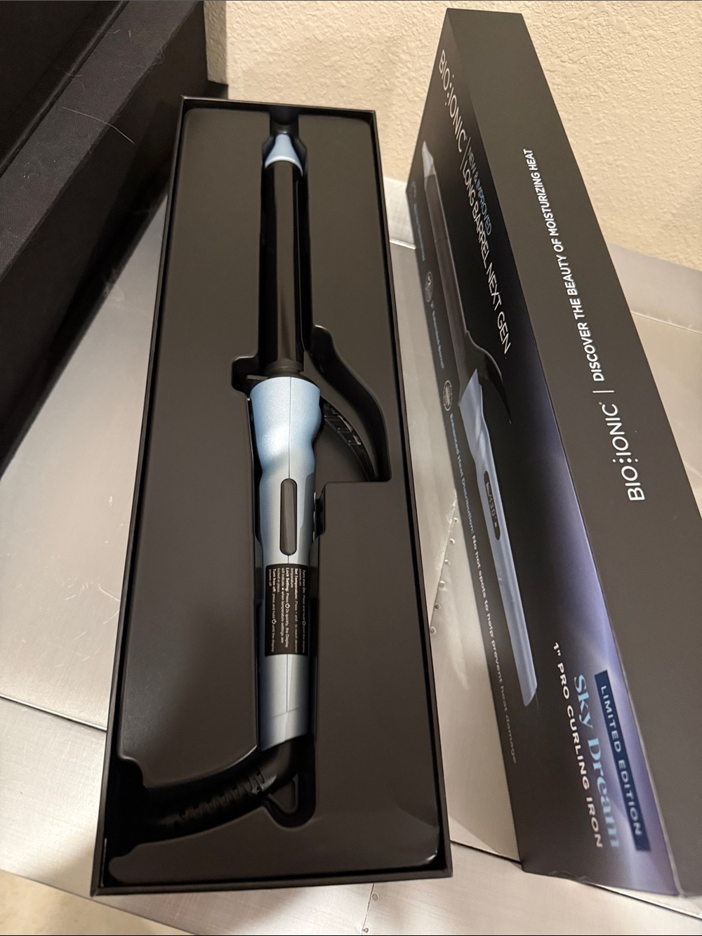 Bio Ionic Long Barrel Next Gen Pro Curling Iron 1" Sky Dream Limited Edition NIB - Picture 8 of 8